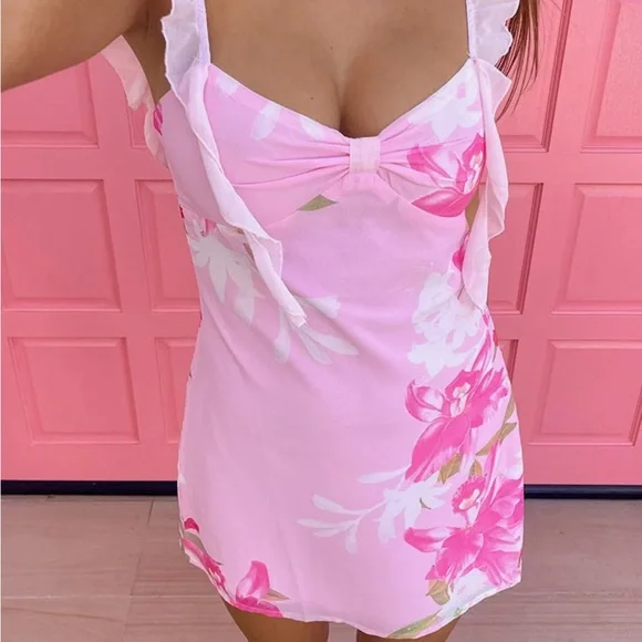 Beginning Boutique Pink Floral Mini Dress NWT - Picture 11 of 12